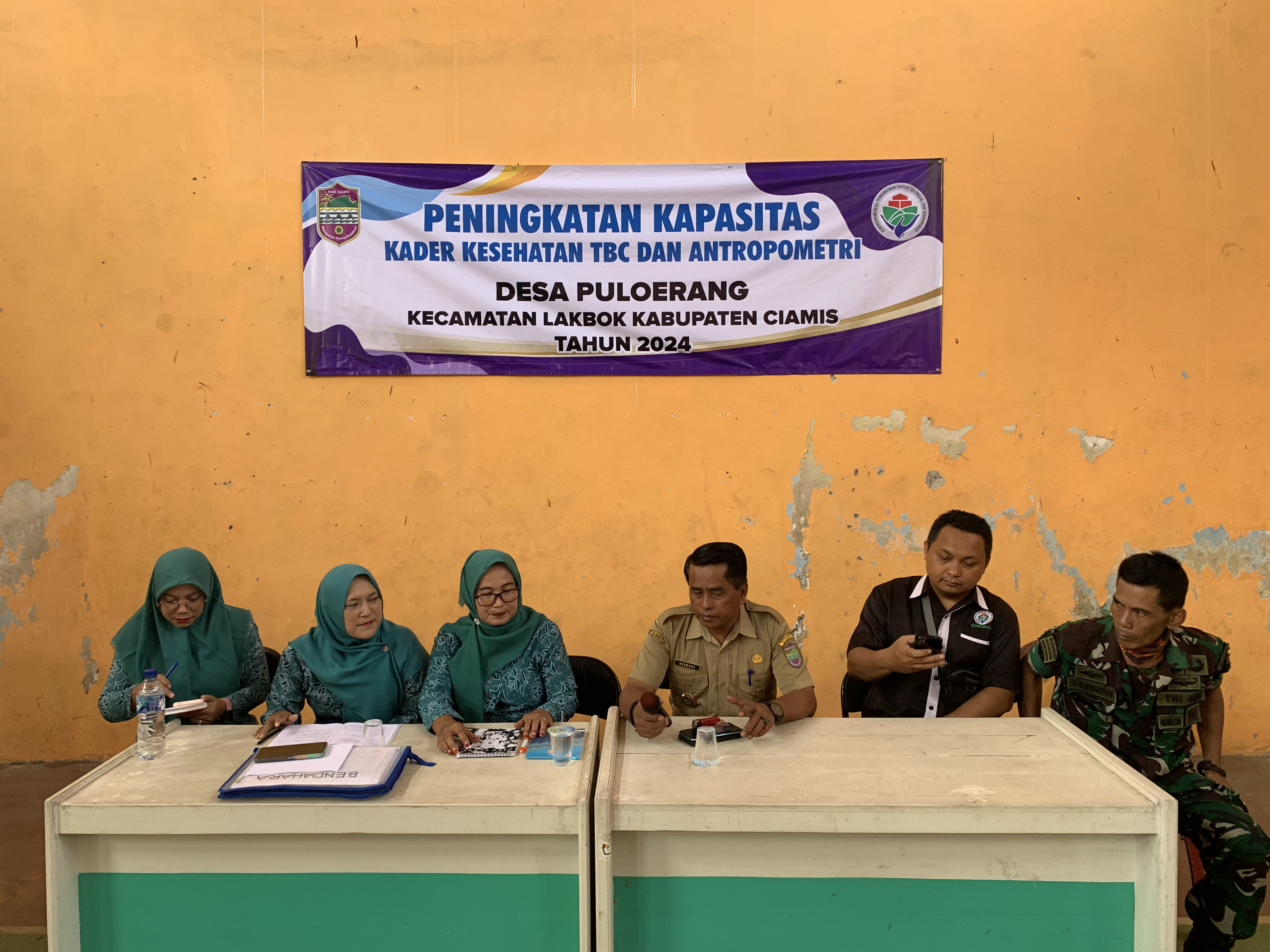 Peningkatan Kapasitas Kader Kesehatan TBC dan Antropometri di Desa Puloerang